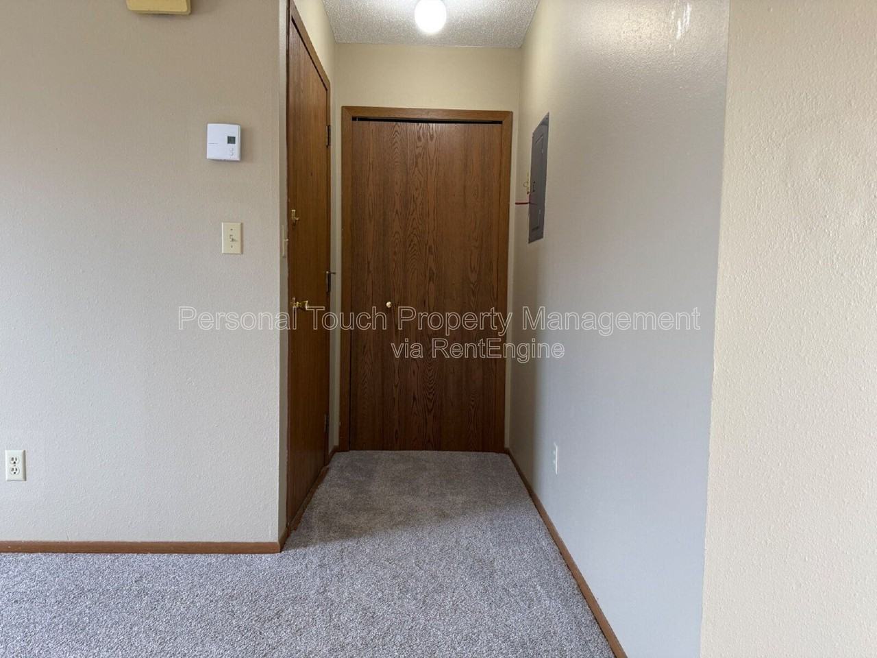 1003 19th St Sw #2 - Photo 2 of 28