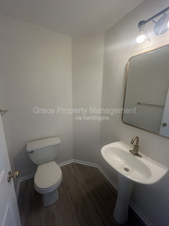 3790 E 92nd Pl - Photo 7 of 15