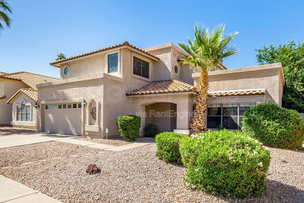 7392 W Kristal Way - Photo 3 of 47