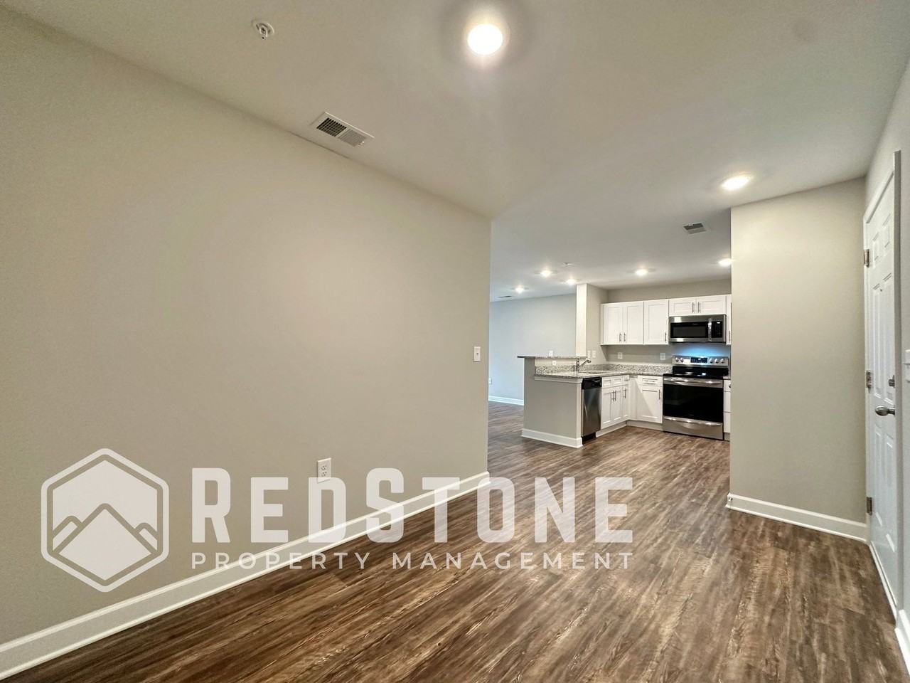 1020 S Williamson Ave #104 - Photo 6 of 32