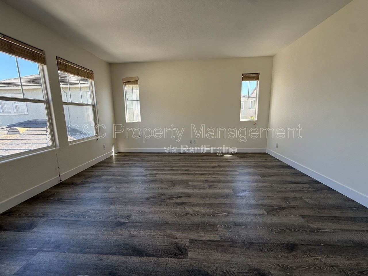 97 La Jolla St - Photo 7 of 19