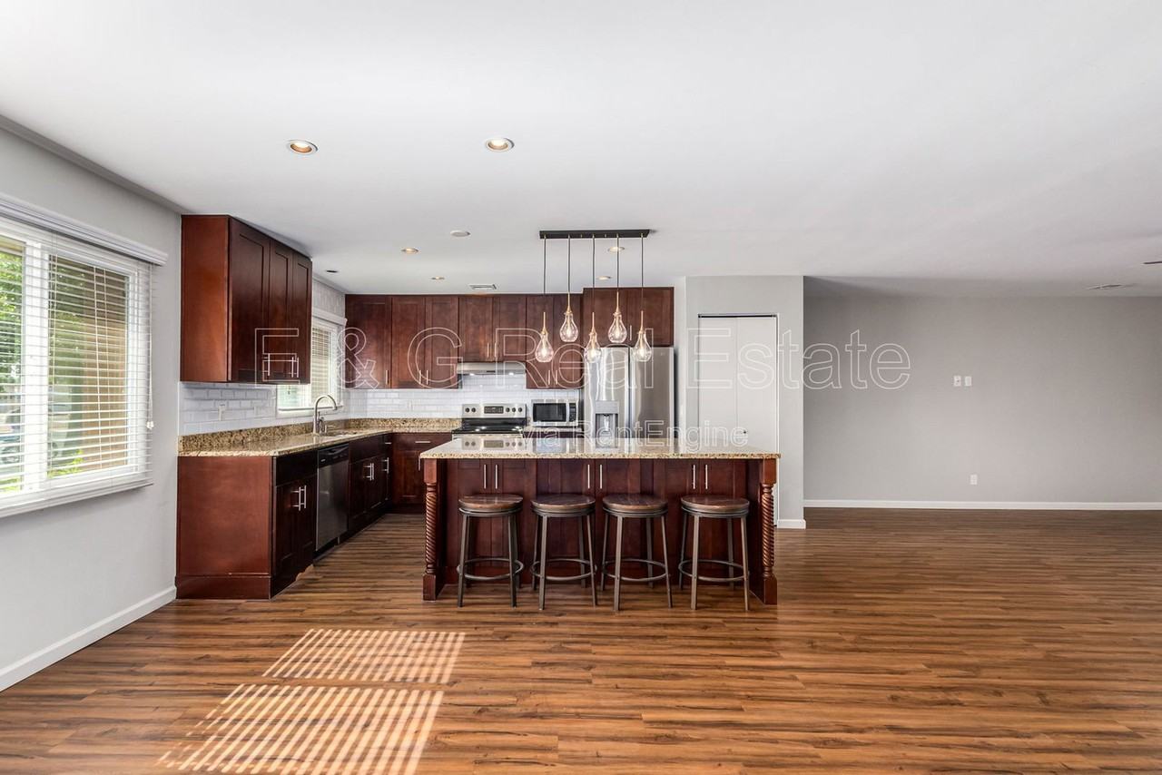 4508 N 15th Ave - Photo 6 of 20