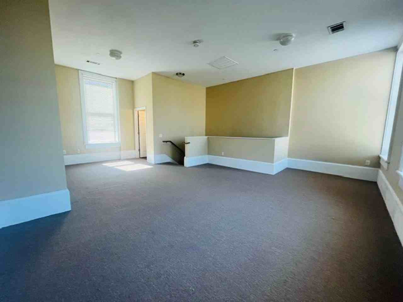 526 3rd St #3 - Photo 6 of 11