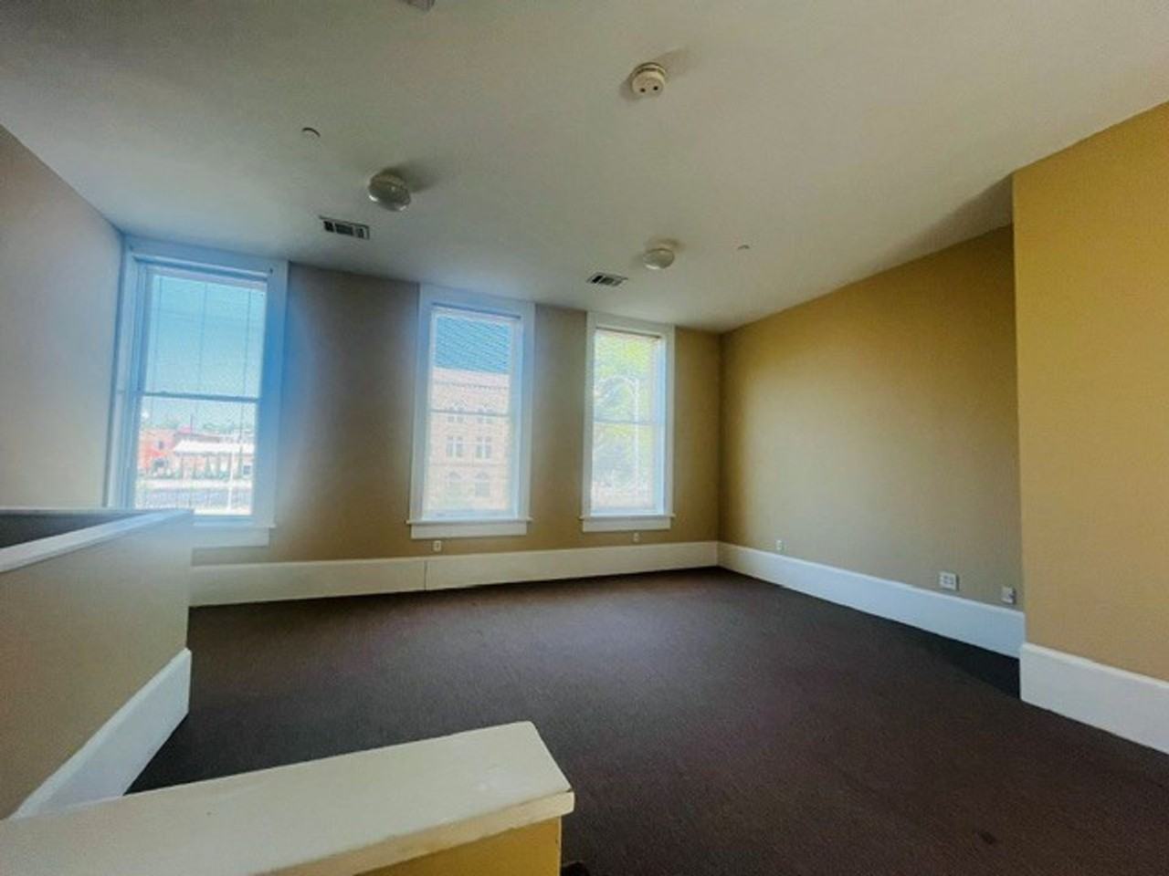 526 3rd St #3 - Photo 7 of 11