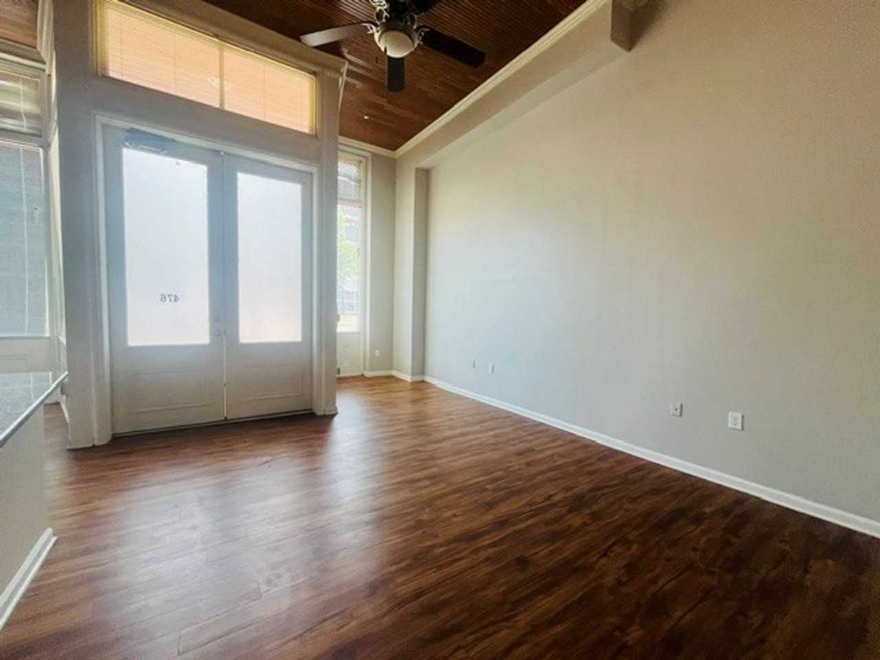 476 Poplar St #1 - Photo 2 of 11