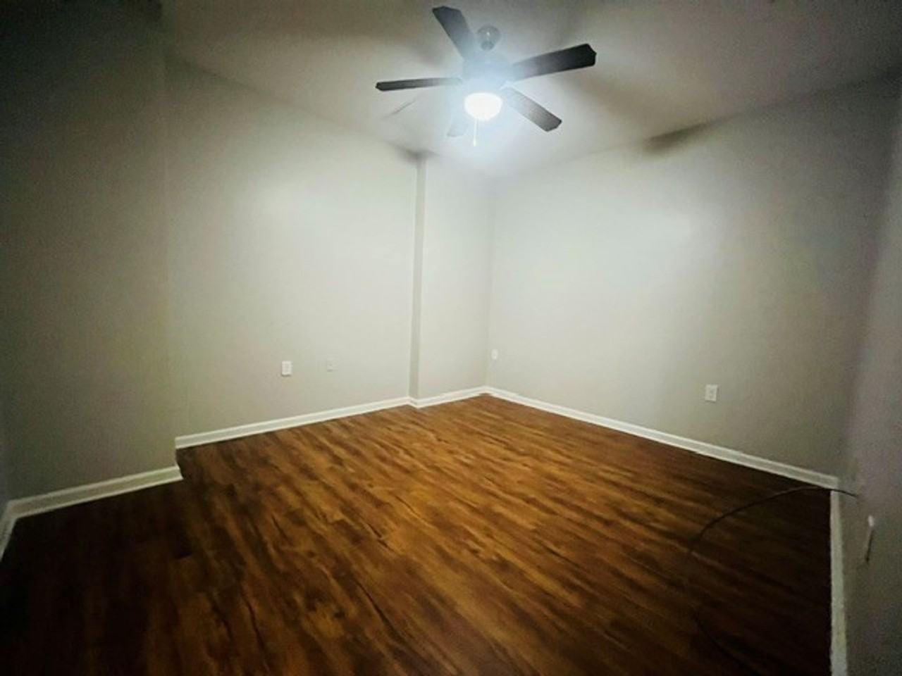 476 Poplar St #1 - Photo 7 of 11