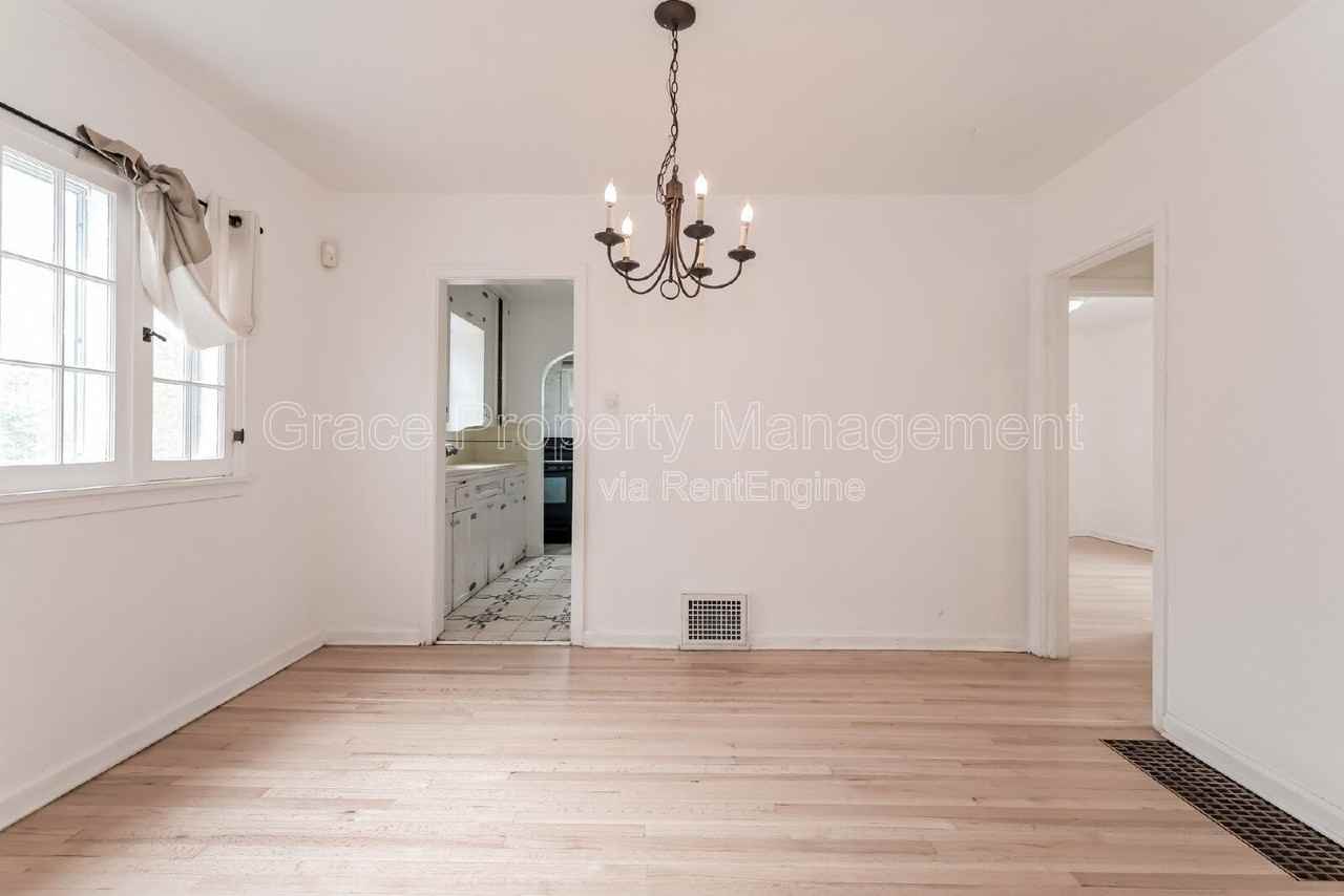 4818 E 18th Ave - Photo 4 of 19
