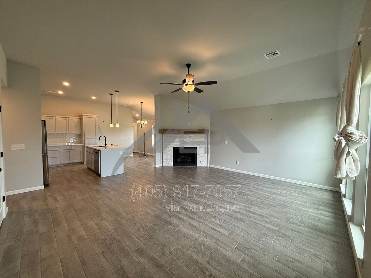 921 S Appaloosa Ln - Photo 2 of 15