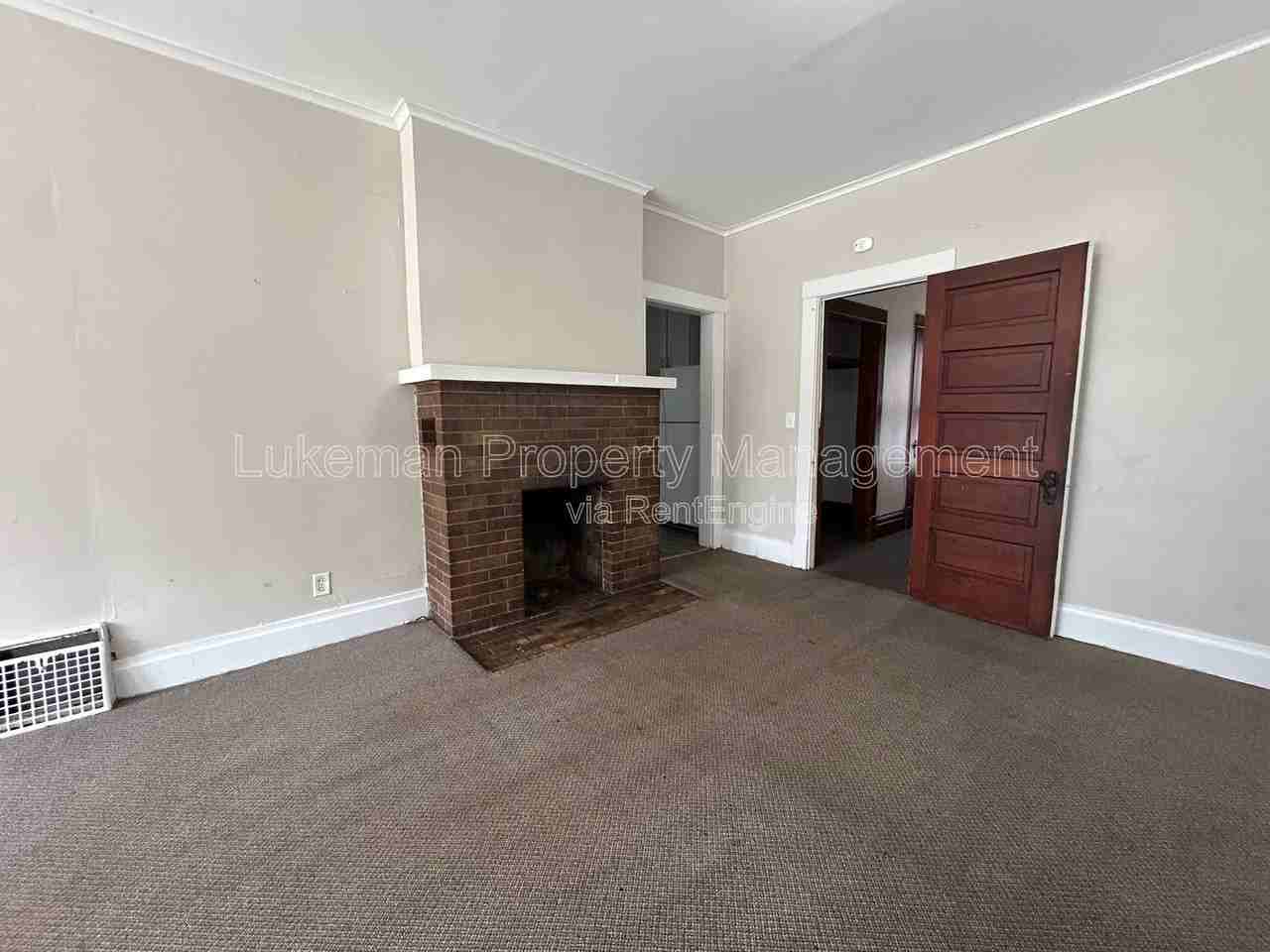 802 W Cedar St #804 - Photo 6 of 12