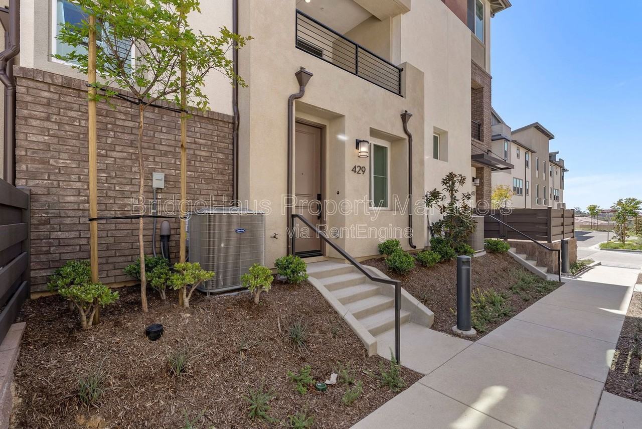 429 Caliper Way - Photo 5 of 50