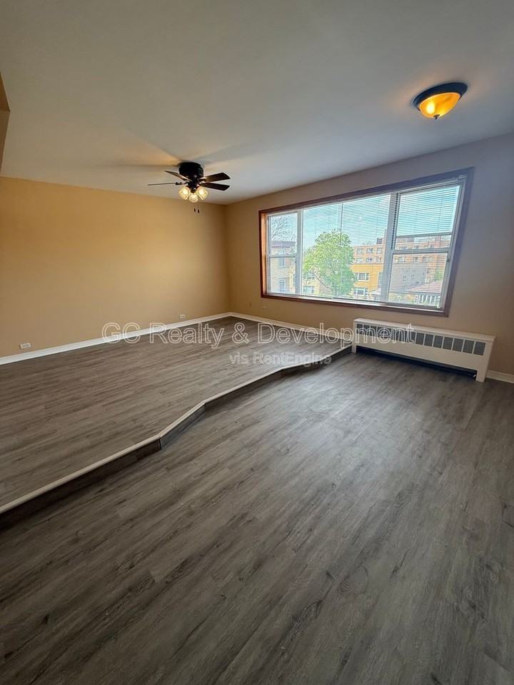 2621 W Fitch Ave #3D - Photo 2 of 7