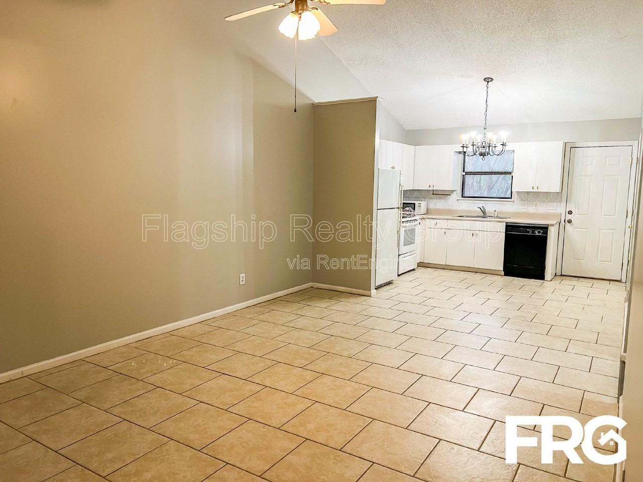 205 Wyndham Cir #B - Photo 3 of 22