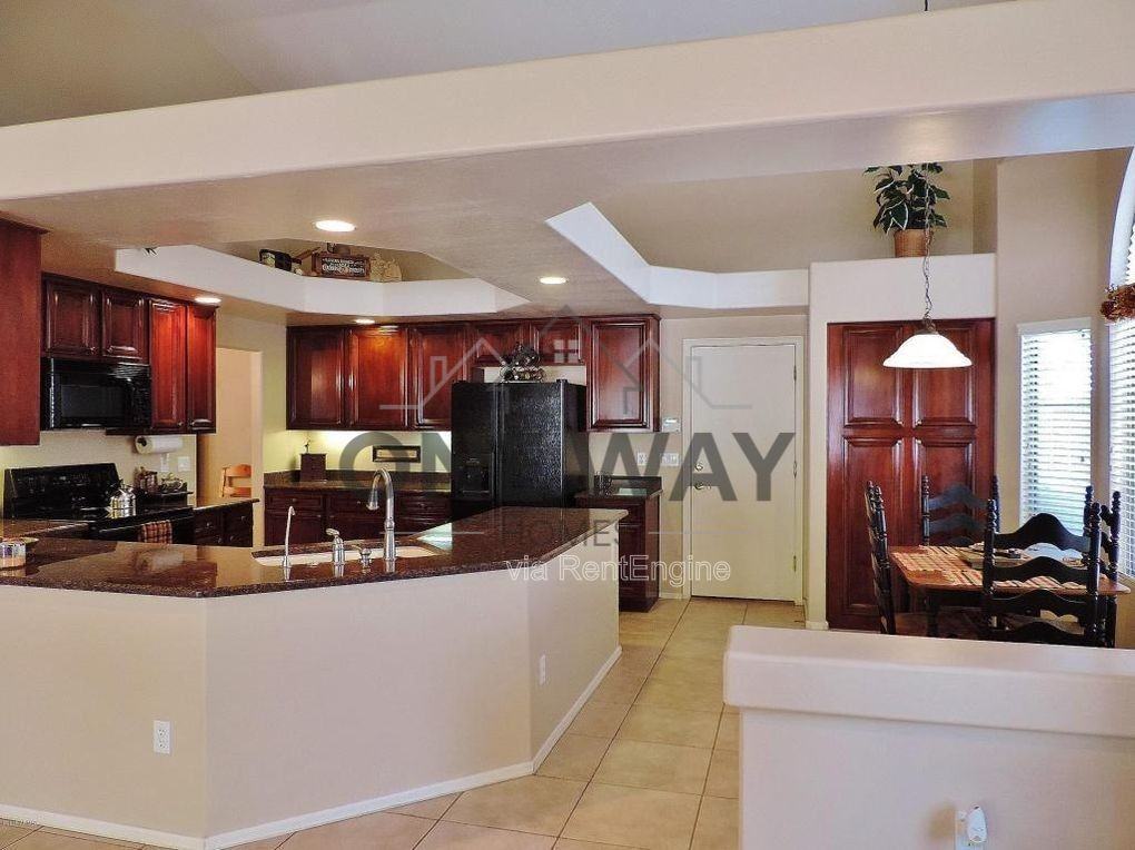 1430 E Crescent Way - Photo 6 of 25