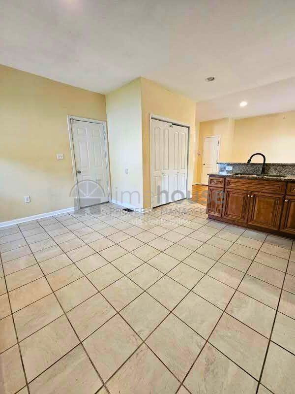 1408 Colon Ave - Photo 7 of 25