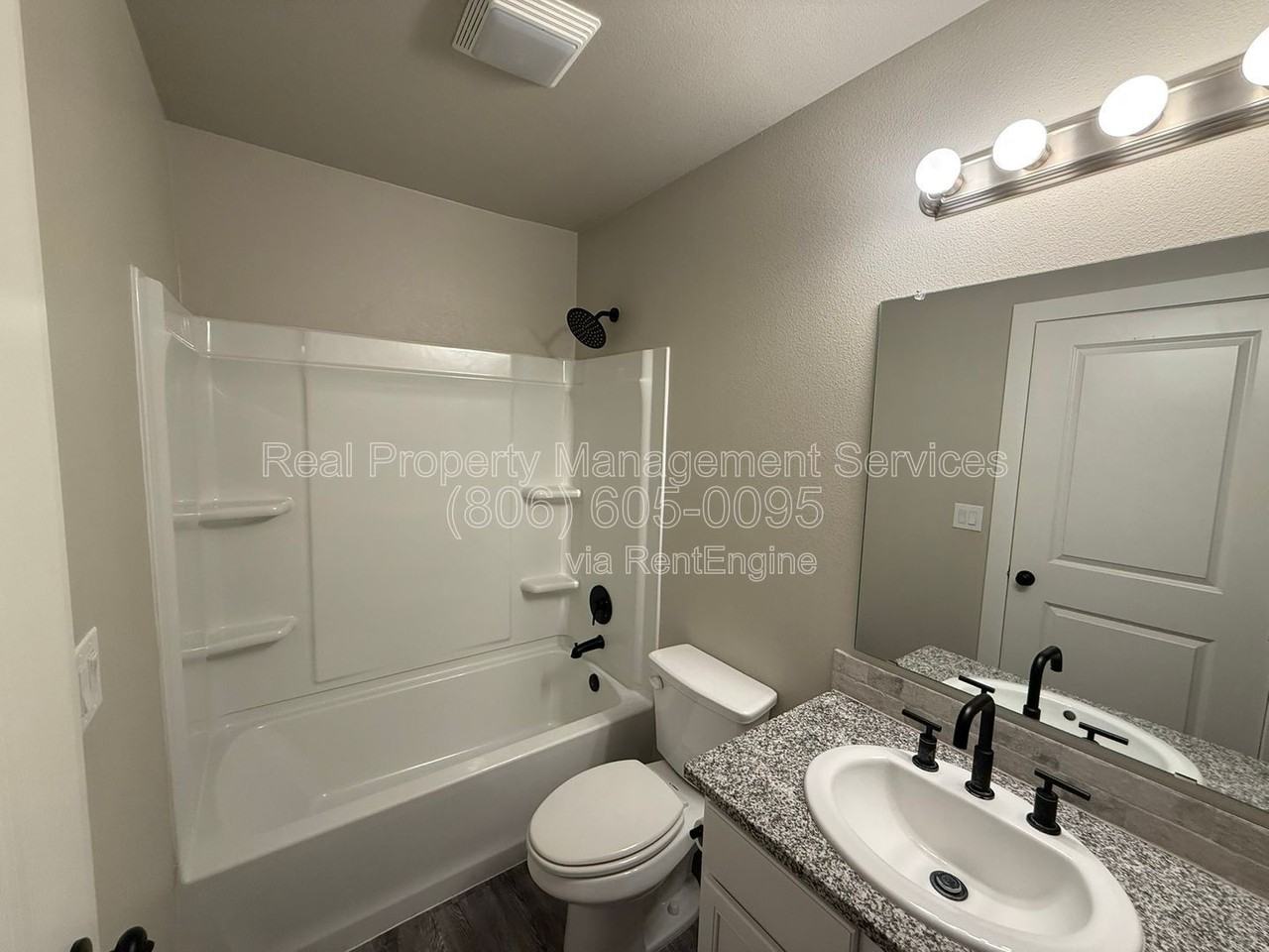 7420 35th St - Photo 5 of 11
