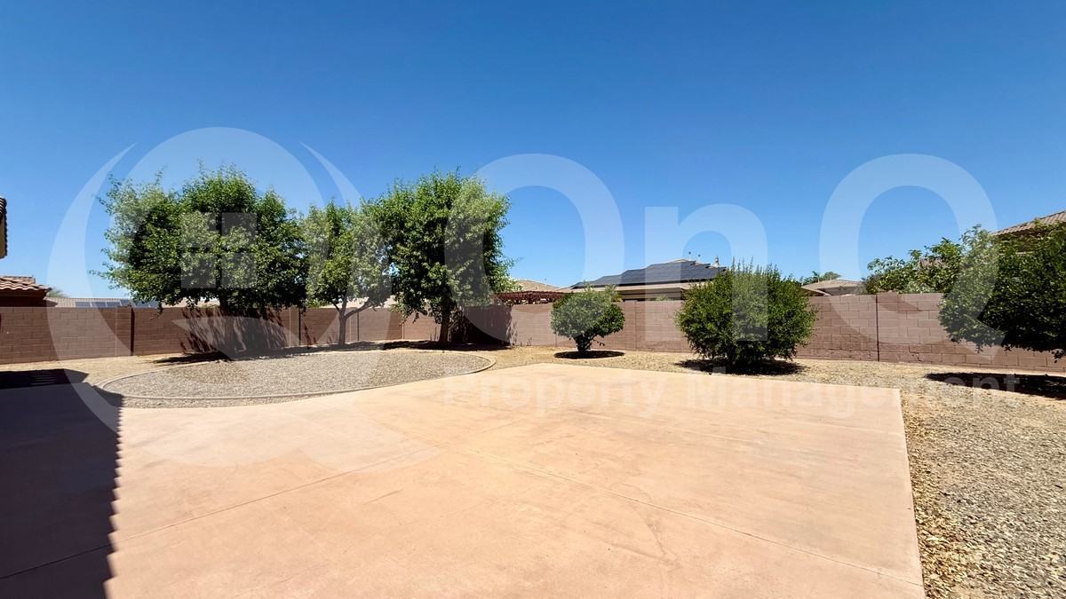 2008 W Maya Way - Photo 4 of 25