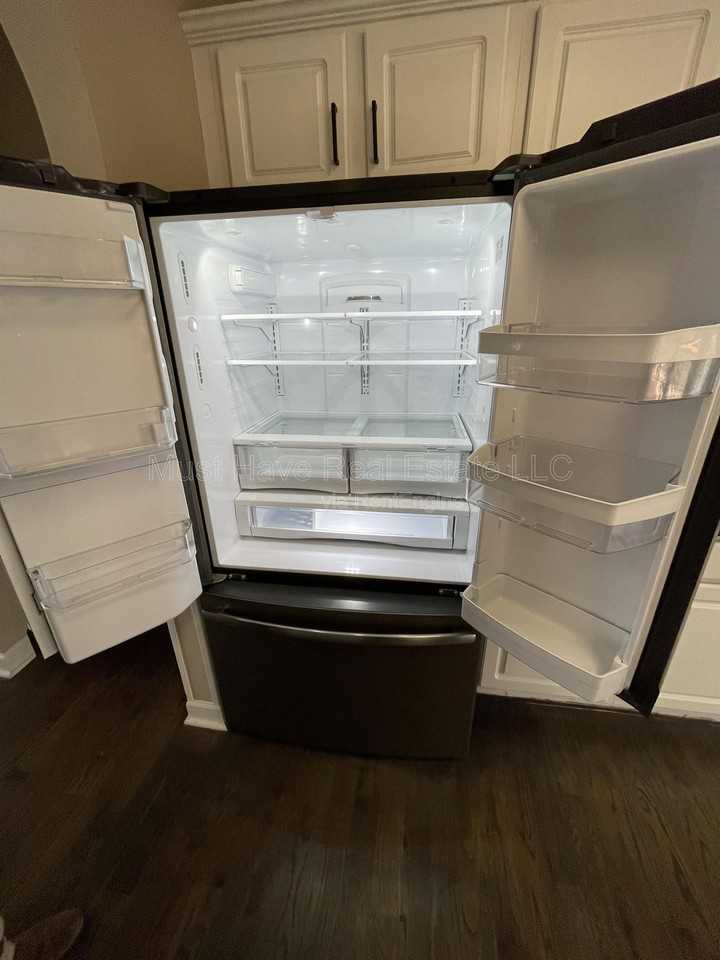 5700 Crown Ter - Photo 6 of 21