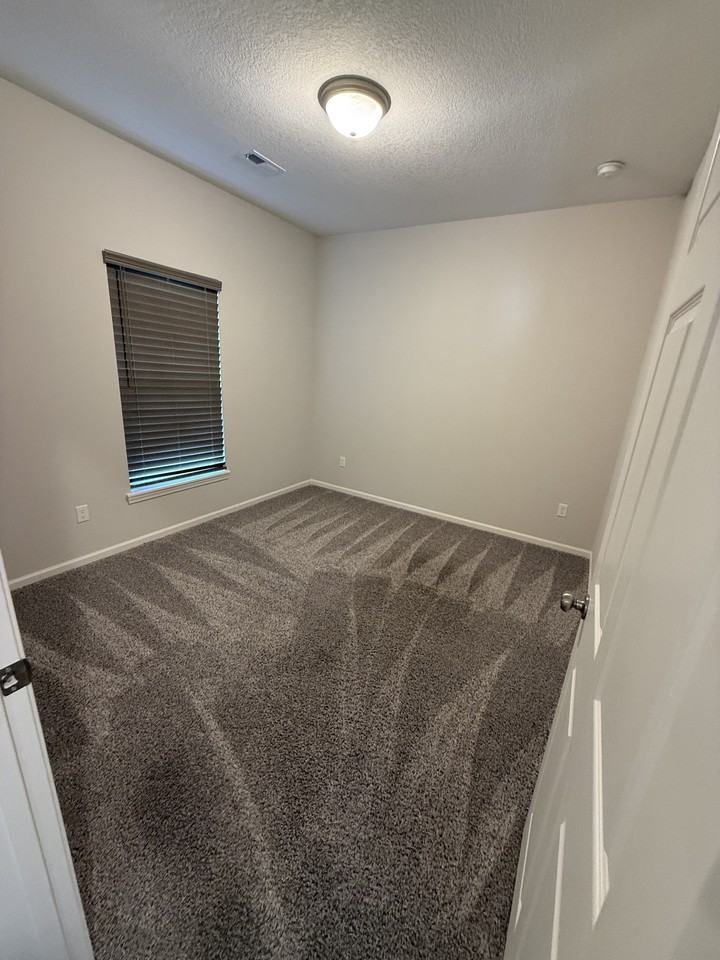 7909 Nwst Kcmo - Photo 7 of 14