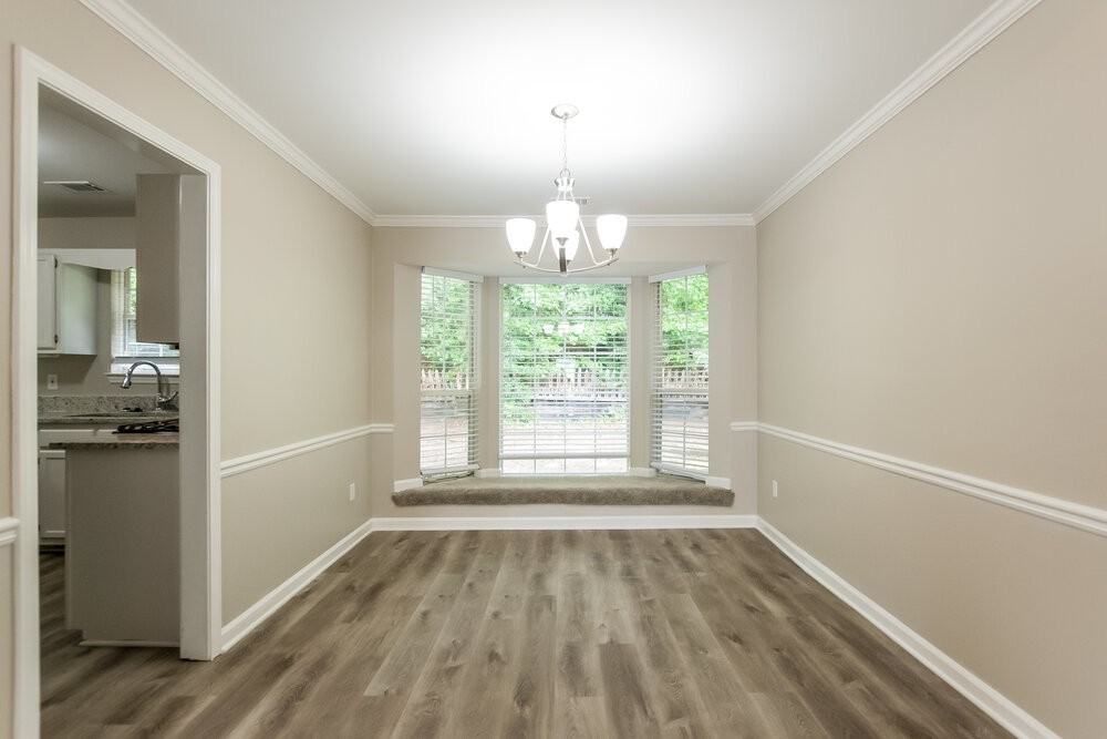 520 Brooksdale Dr - Photo 5 of 16