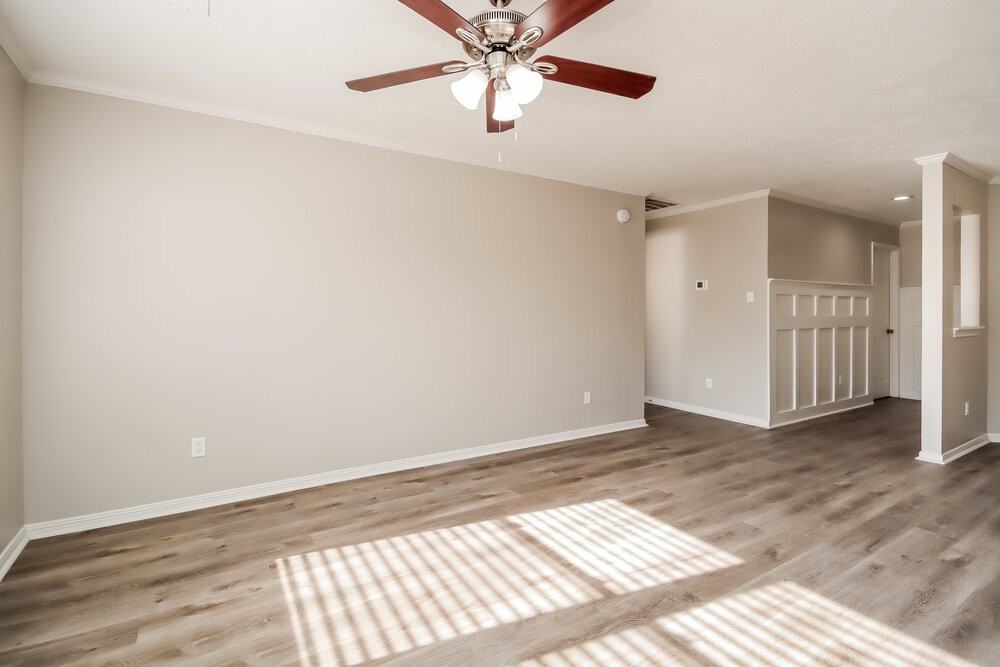 4919 Bayboro Park Dr - Photo 5 of 16