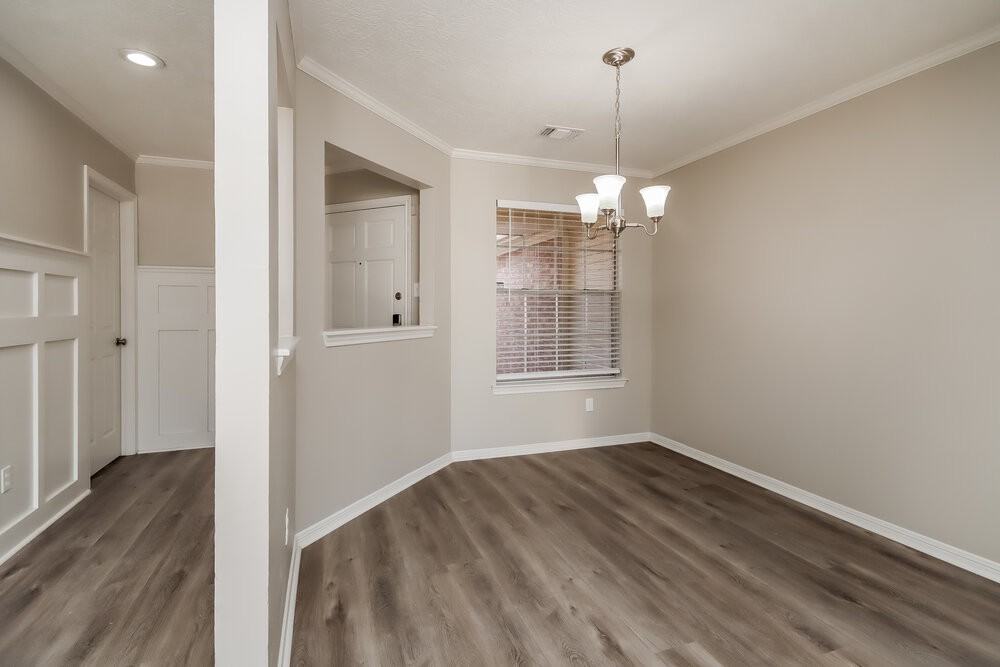 4919 Bayboro Park Dr - Photo 6 of 16