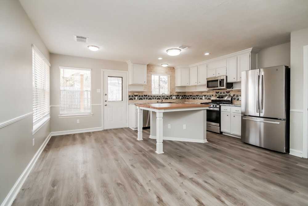 4919 Bayboro Park Dr - Photo 7 of 16