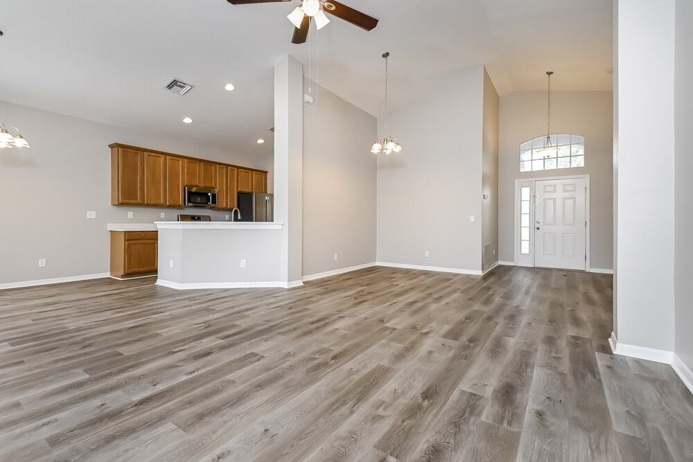 5110 Clover Mist Dr - Photo 4 of 16