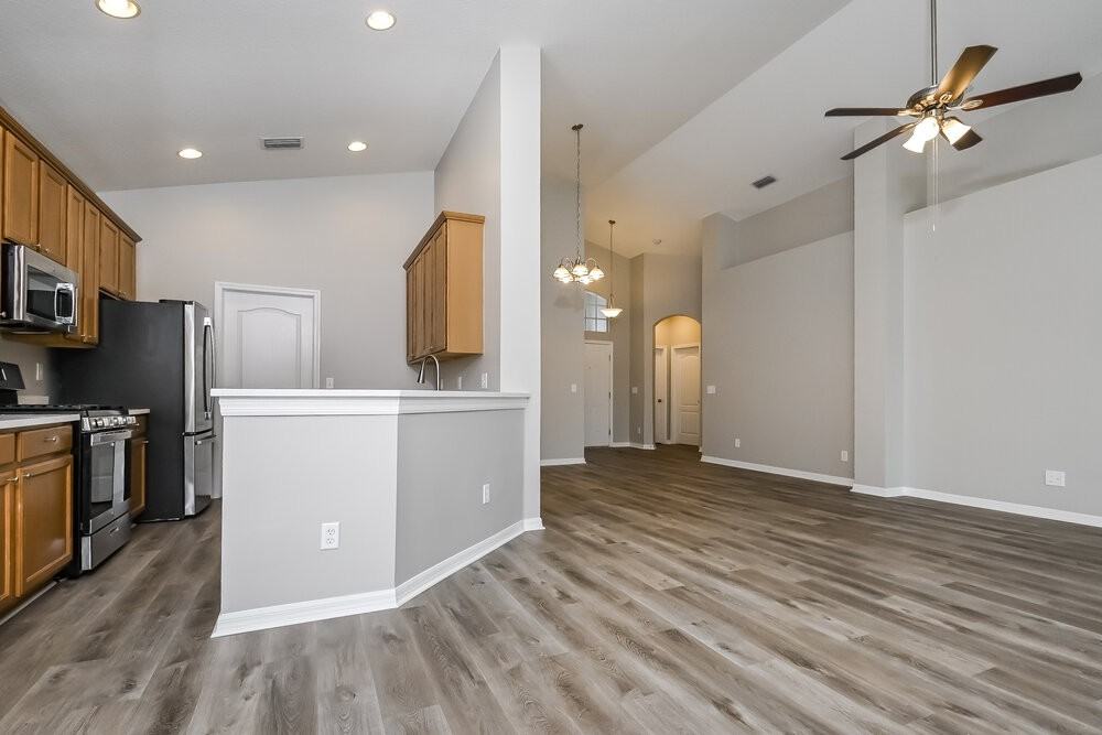 5110 Clover Mist Dr - Photo 6 of 16