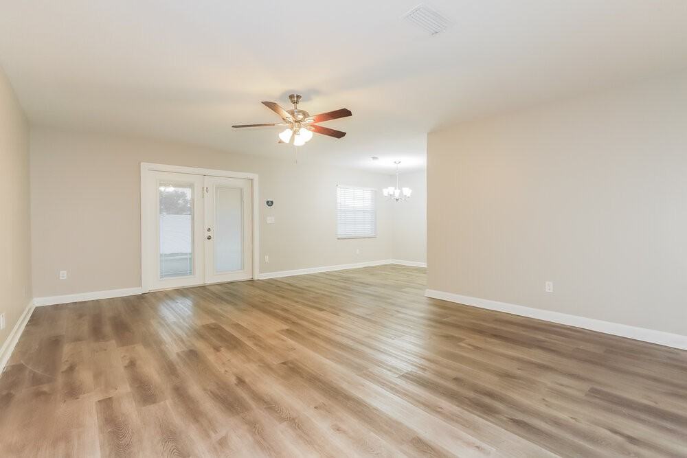 21634 Wytheville Way - Photo 3 of 16