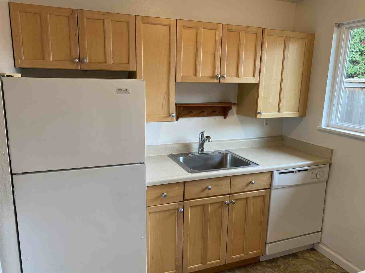 7425 Se Henry St - Photo 2 of 13