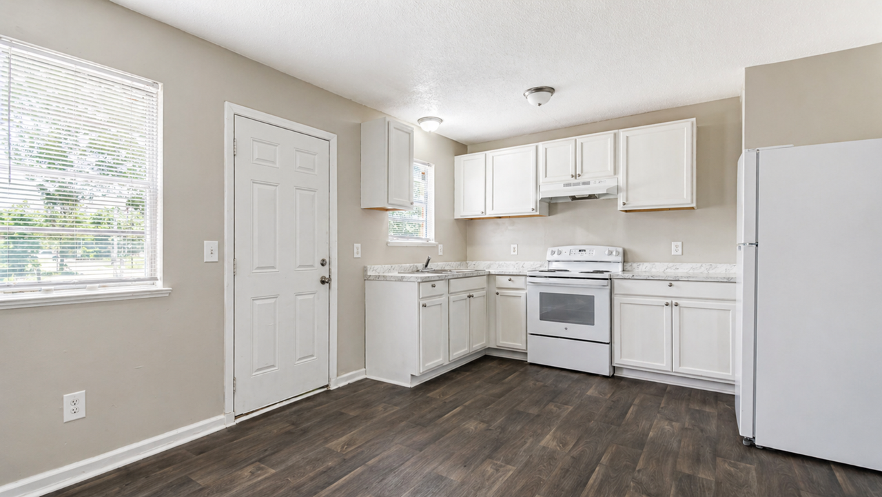 Affordable 2 & 3 Bedroom Apartments in Columbia, SC Near Fort Jackson - Photo 3 of 24