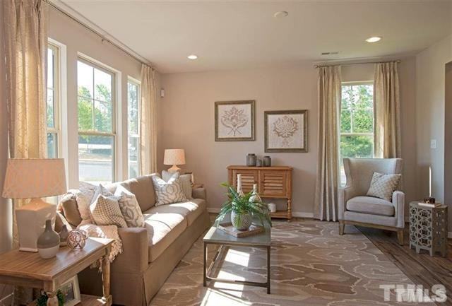 1106 Urbane Ct #1 - Photo 3 of 11
