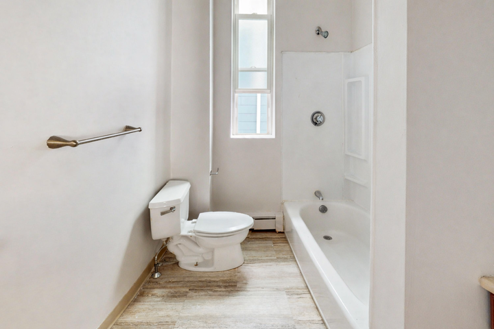 171 Trenton Streettrenton Street #2 - Photo 7 of 13