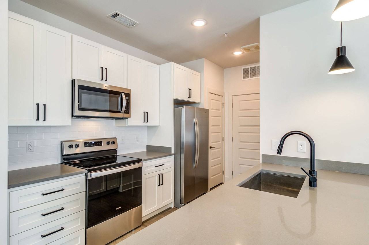The Collins Luxury Apartments - Photo 2 of 28