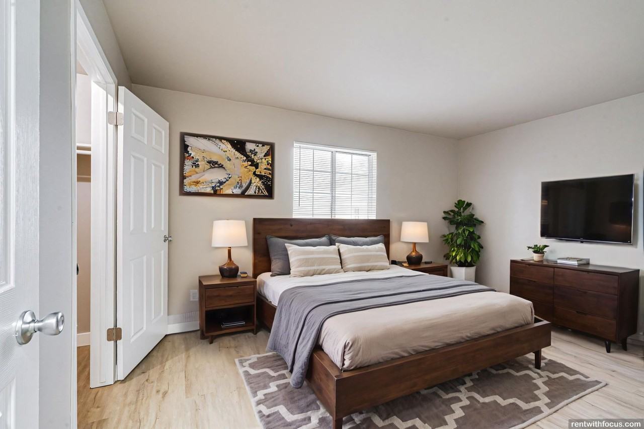 4605 Hayes Rd. - Photo 6 of 20