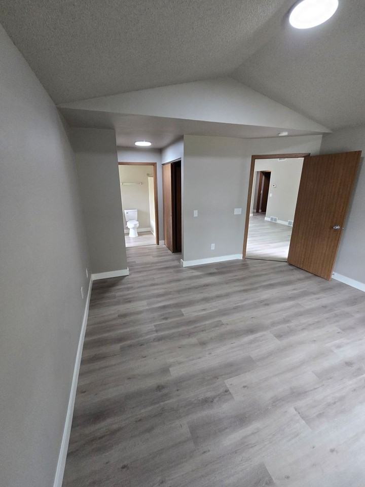 3121 Forest Run Ct. - Photo 5 of 43