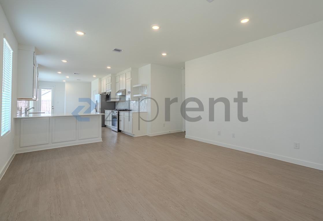 21514 Barnridge Ct - Photo 6 of 30