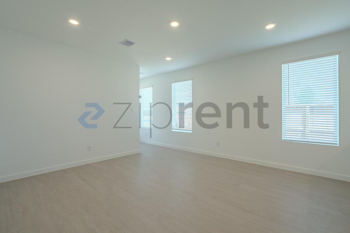 21514 Barnridge Ct - Photo 7 of 30