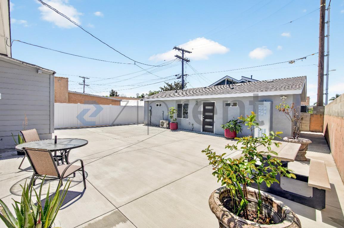 4013 S Harvard Blvd - Photo 4 of 16