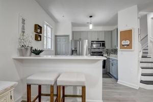 featured image of 525 Bayfront Drive
