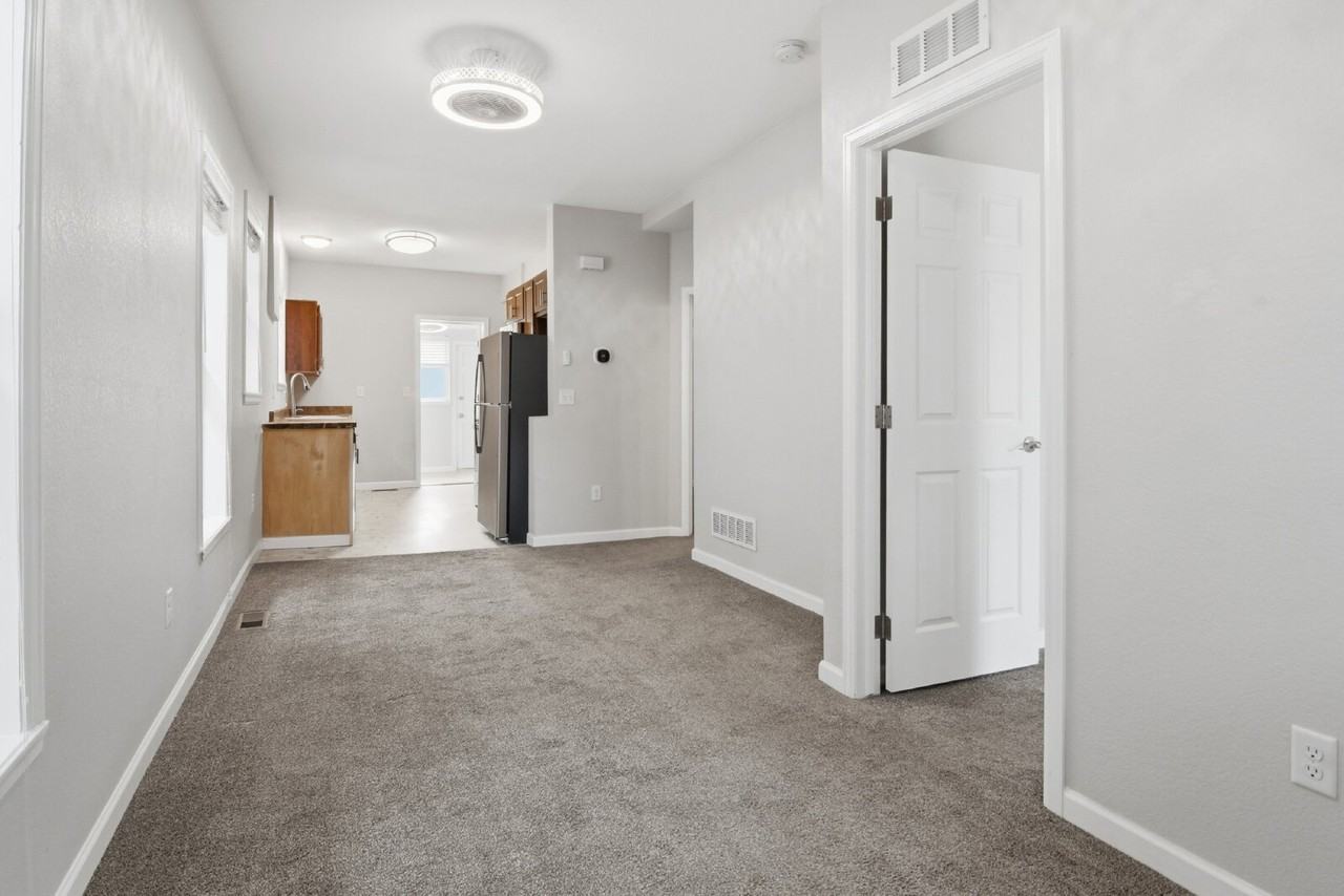3451 W 34th Ave - Photo 3 of 38