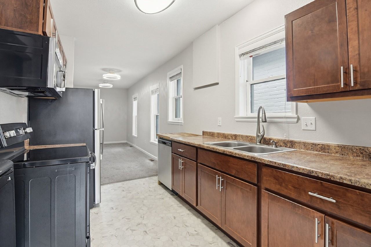 3451 W 34th Ave - Photo 7 of 38