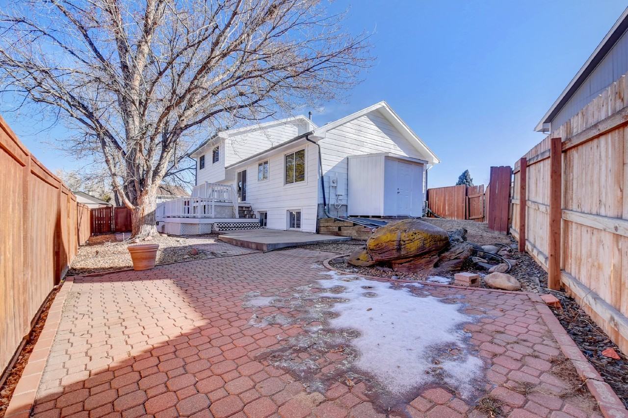 7464 E Long Ave - Photo 3 of 30