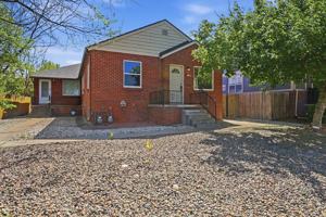 featured image of 734 Albion St