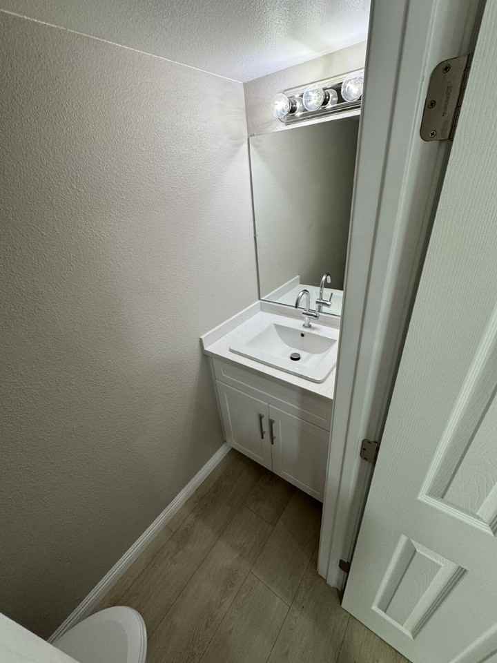 3610 Cecile Ave Apt B - Photo 7 of 11