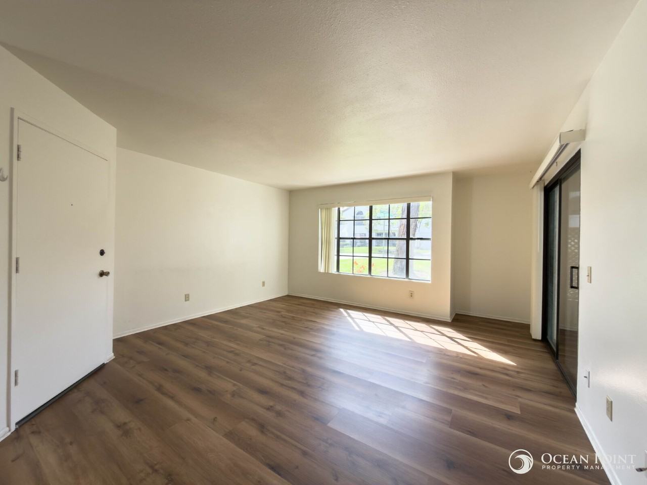 1263 Calle Bonita - Photo 3 of 18