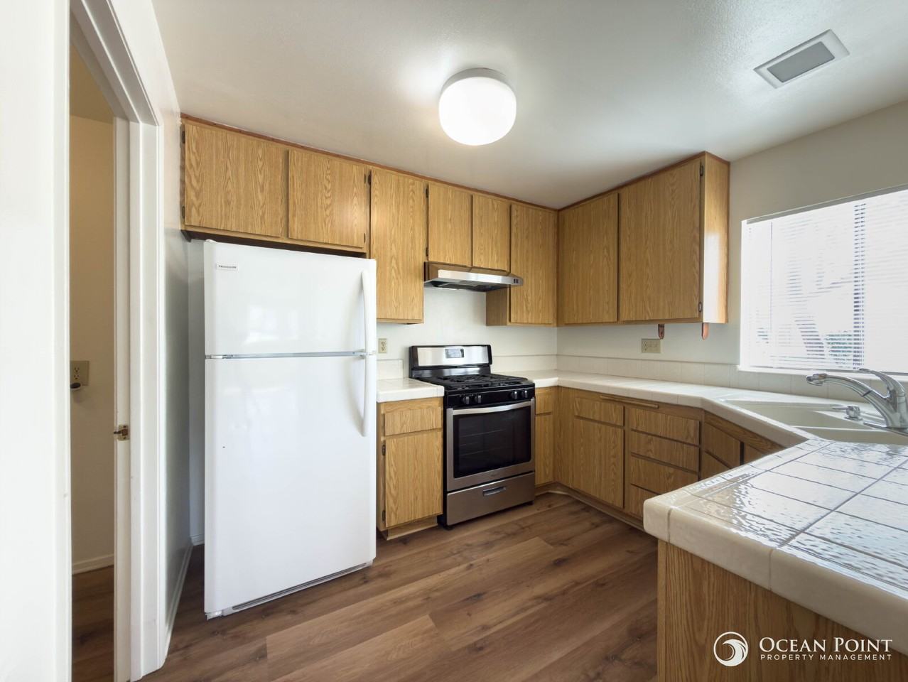 1263 Calle Bonita - Photo 5 of 18