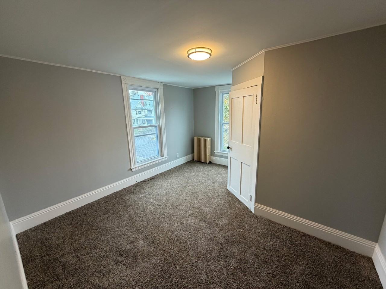 113 Bank St #2A - Photo 4 of 4