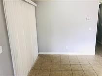 240 Lee Dr - Photo 4 of 34