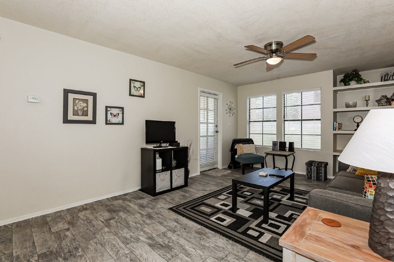2855 S Extension Rd #160 - Photo 7 of 20